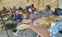 Yunus Pınarı Mezarlığında geleneksel bayram buluşması