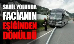 Karşı şeride savrulan otobüs faciayı kıl payı atlattı