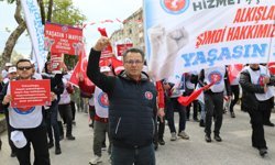 " Aileyi Güçlendirecek Politikalar, Emekçinin Çalışma ve Aile Hayatını da Güçlendirmelidir"
