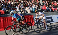 13 ülkeden 50 sporcu dünyanın en iyisi olmak için pedal çevirdi