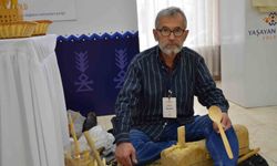 55 yıldır şimşir ağacından tahta kaşık yapıyor
