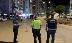 Asayiş uygulamasında 2 araç trafikten men edildi