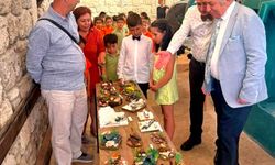 Atıklar minik ellerde sanat eserine dönüştü