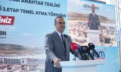 Bakan Kacır: 'Türkiye olarak tarih sahnesine eskisinden çok daha kuvvetli ve çok daha iddialı çıkıyoruz'