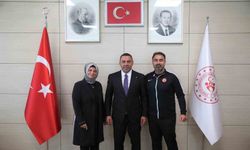 Bakan Yardımcısı Yerlikaya şampiyonları kutladı