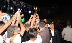 BAL'a yükselen Üzümlüspor'da şampiyonluk coşkusu