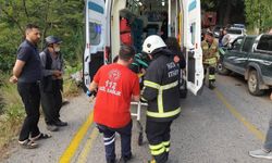 Belen'de pikapla çarpışan motosikletin sürücüsü şarampole yuvarlandı