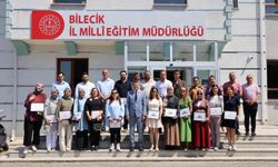 Bilecik'te Harezmi öğretmenlerine sertifika verildi