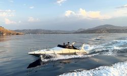 Bodrum açıklarında 18 düzensiz göçmen yakalandı: 2 gözaltı
