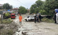 Burdur'da sağanak sonrası bazı evleri su bastı