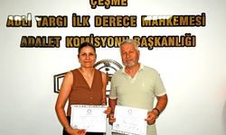 Çeşme'de yeni seçilen muhtarlar mazbatalarını aldı