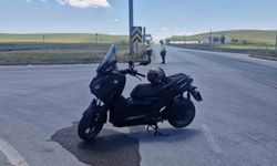 Çorum'da motosiklet ile otomobil çarpıştı: 1 yaralı