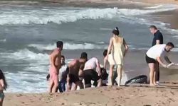 Denizde boğulma tehlikesi geçiren 2 kişi kurtarıldı