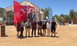 Didim'de gökyüzü rengarenk oldu, Havacılık Festivali yoğun ilgi gördü