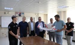 Edremit Anadolu İmam Hatip Lisesinin dünya şampiyonu İHA takımlarına Başkan Ertaş'tan teknoloji desteği