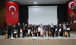 Edremit Belediyesi kursiyerlerinden müzik ziyafeti