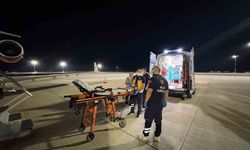 Endonezya'da kaza geçiren Türk vatandaşı ambulans uçakla Türkiye'ye getirildi