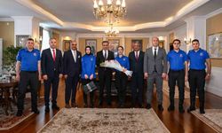 Erzurum Valisi Baruş, ceza infaz personelini kabul etti