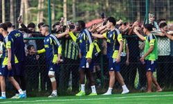 Fenerbahçe, günü çift antrenmanla tamamladı