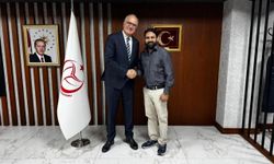 FIVB İletişim Komisyonu Üyesi Dr. Varuna Suthra, Türkiye Voleybol Federasyonu'nu ziyaret etti