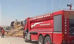 Gaziantep'te saman balyası yüklü tırda yangın