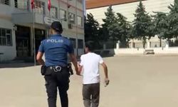 Gaziantep'te sınava geç kalan ve belgesini unutan öğrencilerin yardımına polis yetişti