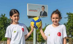 Geleceğin voleybolcuları Osmangazi'de yetişiyor