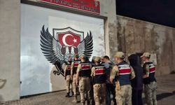 Iğdır'da 11 düzensiz göçmen ve 5 organizatör yakalandı