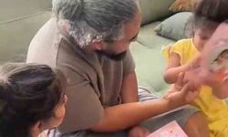 Karneleri karıştıran babanın ikiz kızlarıyla olan diyaloğu kamerada