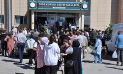 Kars'ta YKS heyecanı: Binlerce aday üniversite hayali için sınav merkezlerine akın etti