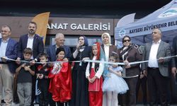 KAYMEK'in bin 200 eserlik yıl sonu sergisi açıldı