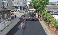 Küçükçekmece'de asfalt seferberliği