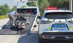 Kütahya'da otomobil ile motosiklet çarpıştı, sürücü ağır yaralandı