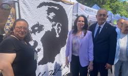 Manisa'da 7 bin 600 motifli Atatürk portresi sergiye damga vurdu