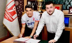 Nev Sağlık Grubu Balıkesirspor Kulübü Başkanı Mert Acar: 'Hatır gönülle oyuncu almaya niyetimiz yok'