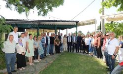 Protokol ve muhtarlar Altınoluk'ta bir araya geldi