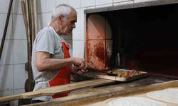 Sıcaklıkların artmasıyla, fırıncıların zorlu mesaisi başladı