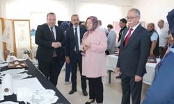 Şuhut Halk Eğitim Merkezinin yıl sonu sergisi büyük ilgi gördü