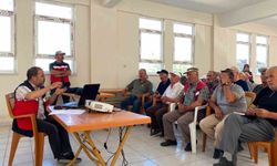 Tavşanlı'da üreticilere, 'Bitki Koruma Ürünleri Uygulama Belgesi' eğitimi