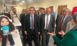 Toplum Ruh Sağlığı Merkezi kursiyerlerinin el emeği ürünleri sergilendi