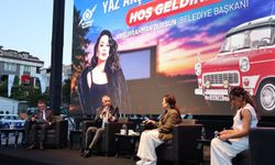 Türkan Şoray, Sultangazililerle unutulmaz bir yaz akşamında buluştu
