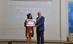 Ula Ali Koçman MYO'da mezuniyet coşkusu