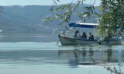 Uluabat Gölü'nün suları çekildi; Gölyazı'da hayat normale döndü