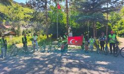 Yeşilay Kars Şubesi'nden 13. Geleneksel Bisiklet Turu: Sağlıklı yaşam için pedallar çevrildi