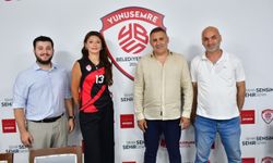 Yunusemre'nin genç yıldızı yuvada kaldı