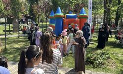 Yüzlerce öğrenci yıl sonu bitirme şenliğinde doyasıya eğlendi