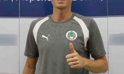 Alanyaspor'da teknik heyet ve futbolcular, sağlık kontrolünden geçti