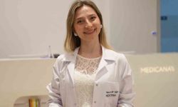 Anne sütü, bebeğin karşılaştığı mikroplarla savaşıyor