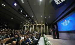 Bakan Bayraktar: 'Türkiye-KKTC arasında yaklaşık 101 kilometre uzunluğunda doğal gaz iletim hattı inşa edeceğiz'