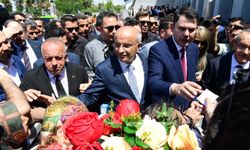 Bakan Murat Kurum'dan Başkan Er ile Belediye Meclis üyelerine teşekkür